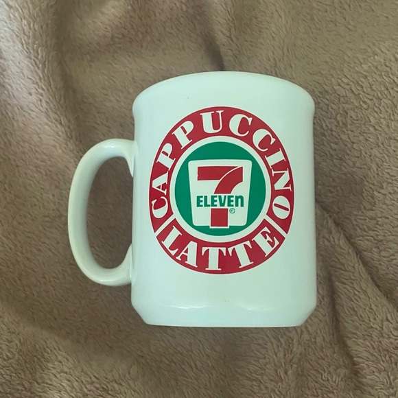 7-11 Rare tams (made in England) ceramic coffee mug. - Picture 1 of 5